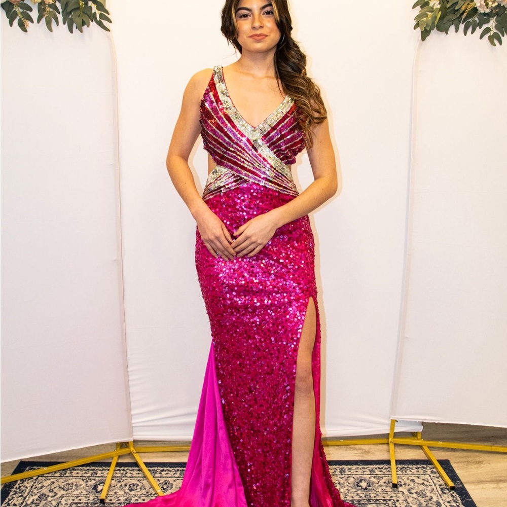 Elegant Pink Sequin Evening Gown